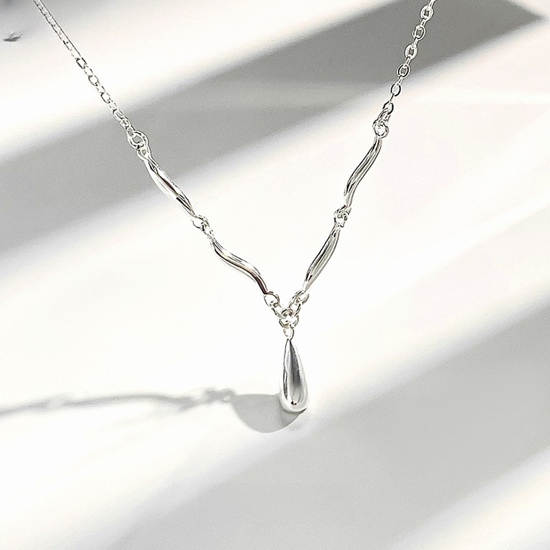 01-14 925 Sterling Silver Teardrop Necklace Irregular Wave Pendant Dainty Chain for Women Everyday Wear