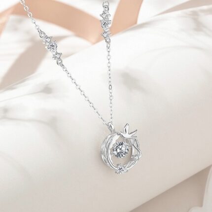 925 Sterling Silver Bird Pendant Necklace for Women, Eucalyptus Leaf Wreath Charm with CZ Stone, 40+5cm Chain, Daily Wear